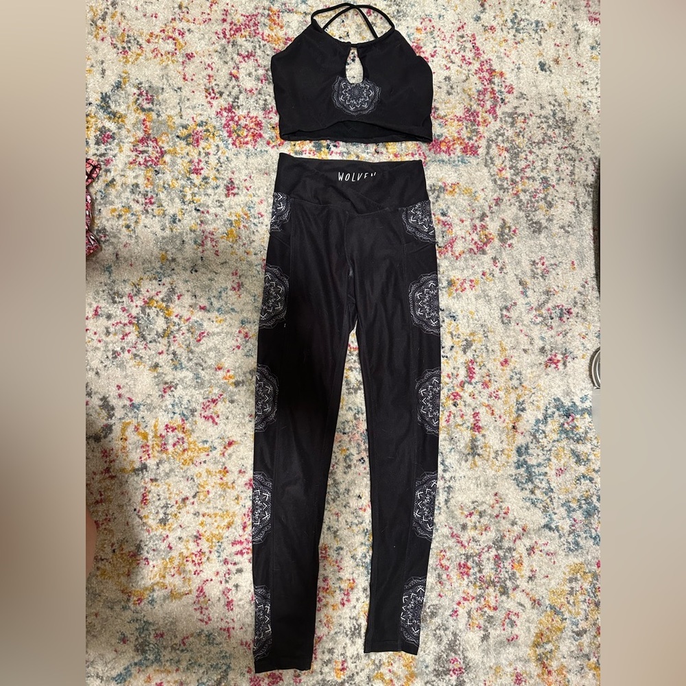 Wolven - yoga set